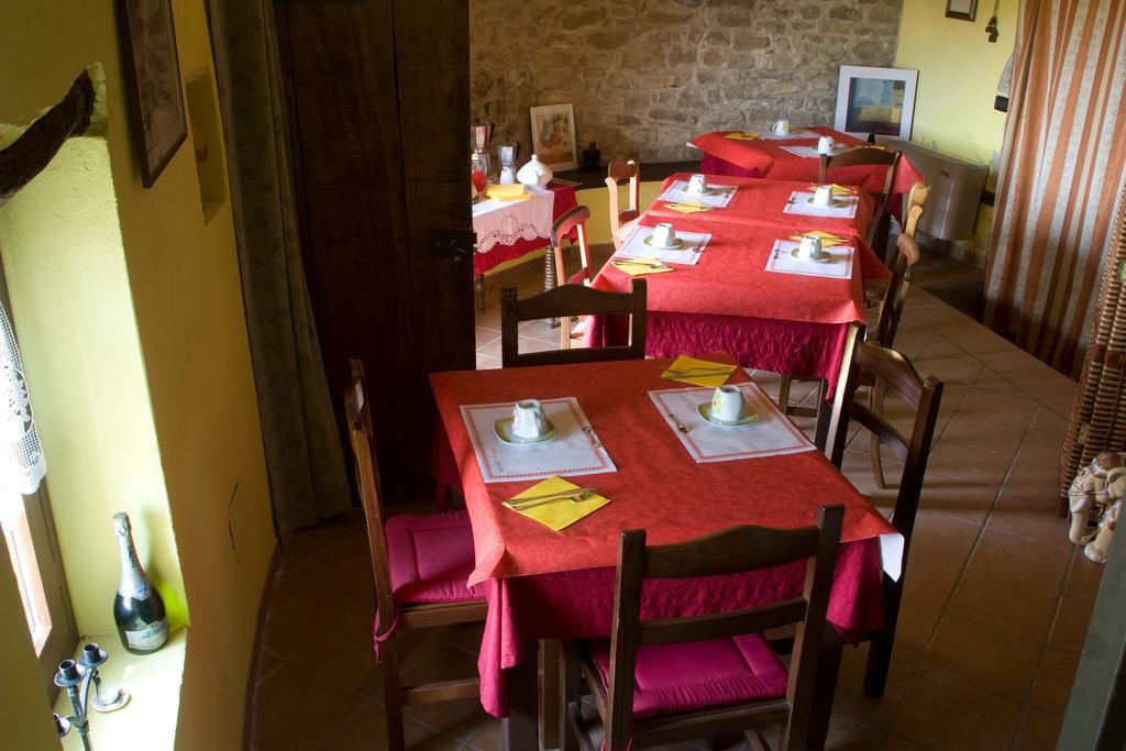 Arco Dei Nobili Bed and Breakfast Monforte D'Alba Eksteriør billede