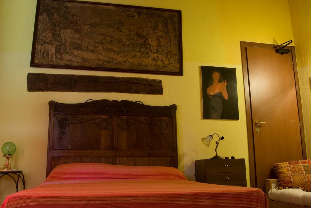 Arco Dei Nobili Bed and Breakfast Monforte D'Alba Eksteriør billede